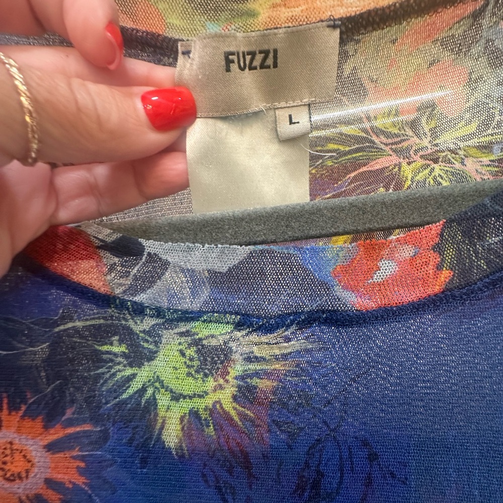 Floral Blue Tunic Top Size Large - Picture 4 of 7